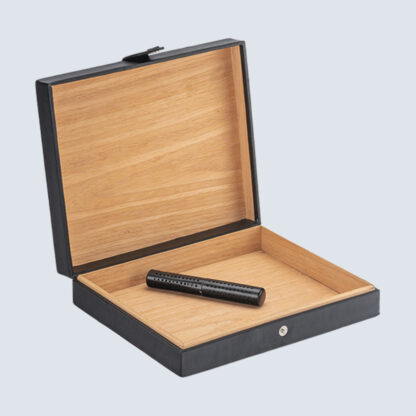 HUM 035 - HUMIDOR BOX - GREY + BLACK HUM 035 - HUMIDOR BOX - GREY + BLACK