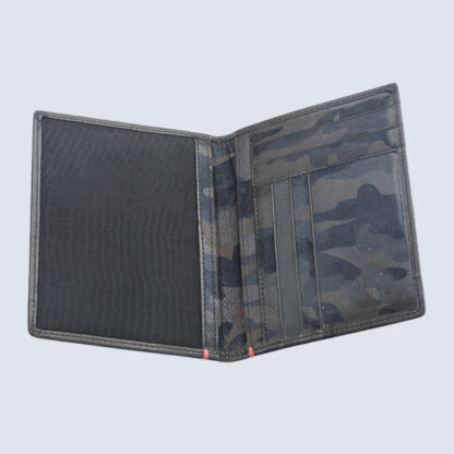 X 6536/A-MEN’S PASSPORT WALLET X 6536/A-MEN’S PASSPORT WALLET