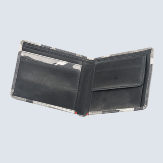 X 5862- MEN'S BI-FOLD WALLET